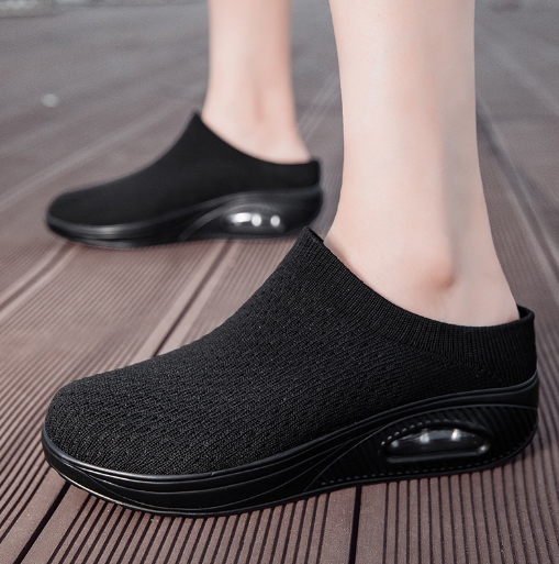 Breathable mesh casual sports shoes for women with thick soles for increased height