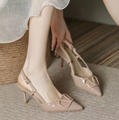Summer shallow mouth wedding shoes, nude color, small fragrance, versatile, slim heel